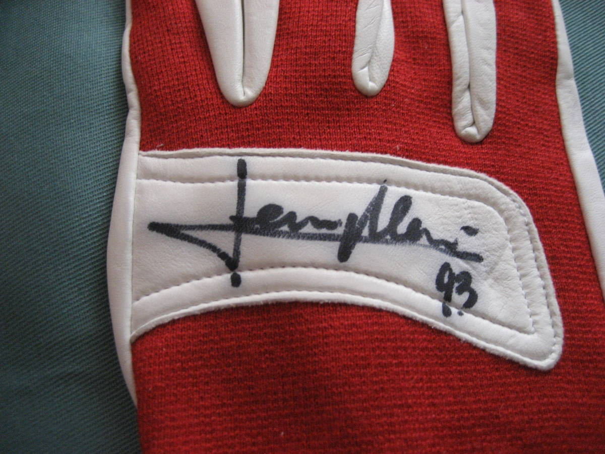 *** collection adjustment *** Jean *areji with autograph racing glove ***