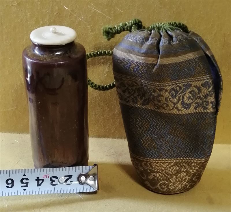 瀬戸 高取茶入 古裂 仕覆 茶道具 検:裏千家 表千家 古唐津 古伊万里