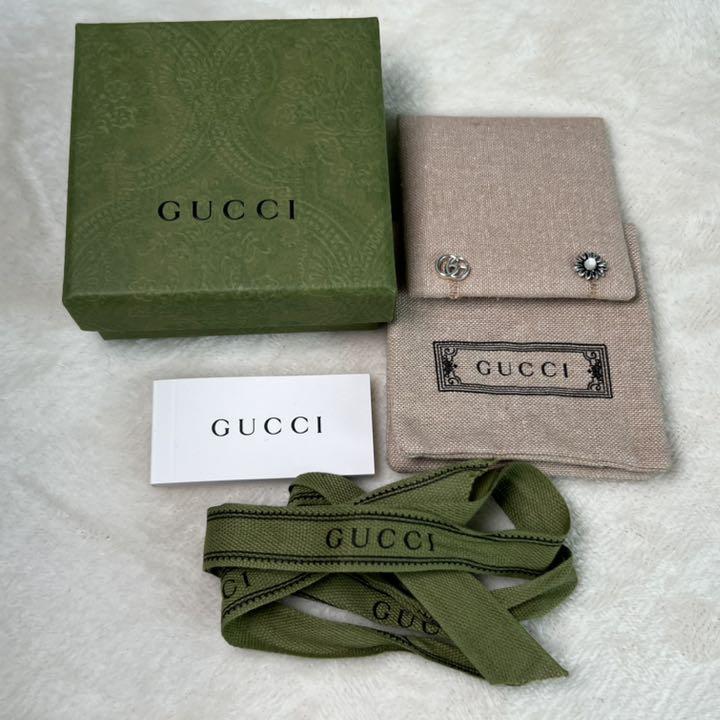 【超美品！】日本限定！GUCCI グッチ ダブルG ロゴ フラワー 花 ピアス