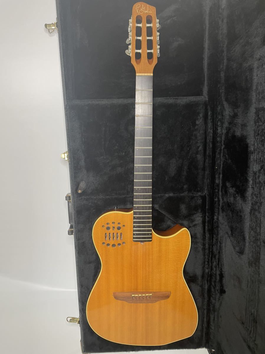 美品 ハードケース付き ゴダン Godin エレガット Multiac Nylon