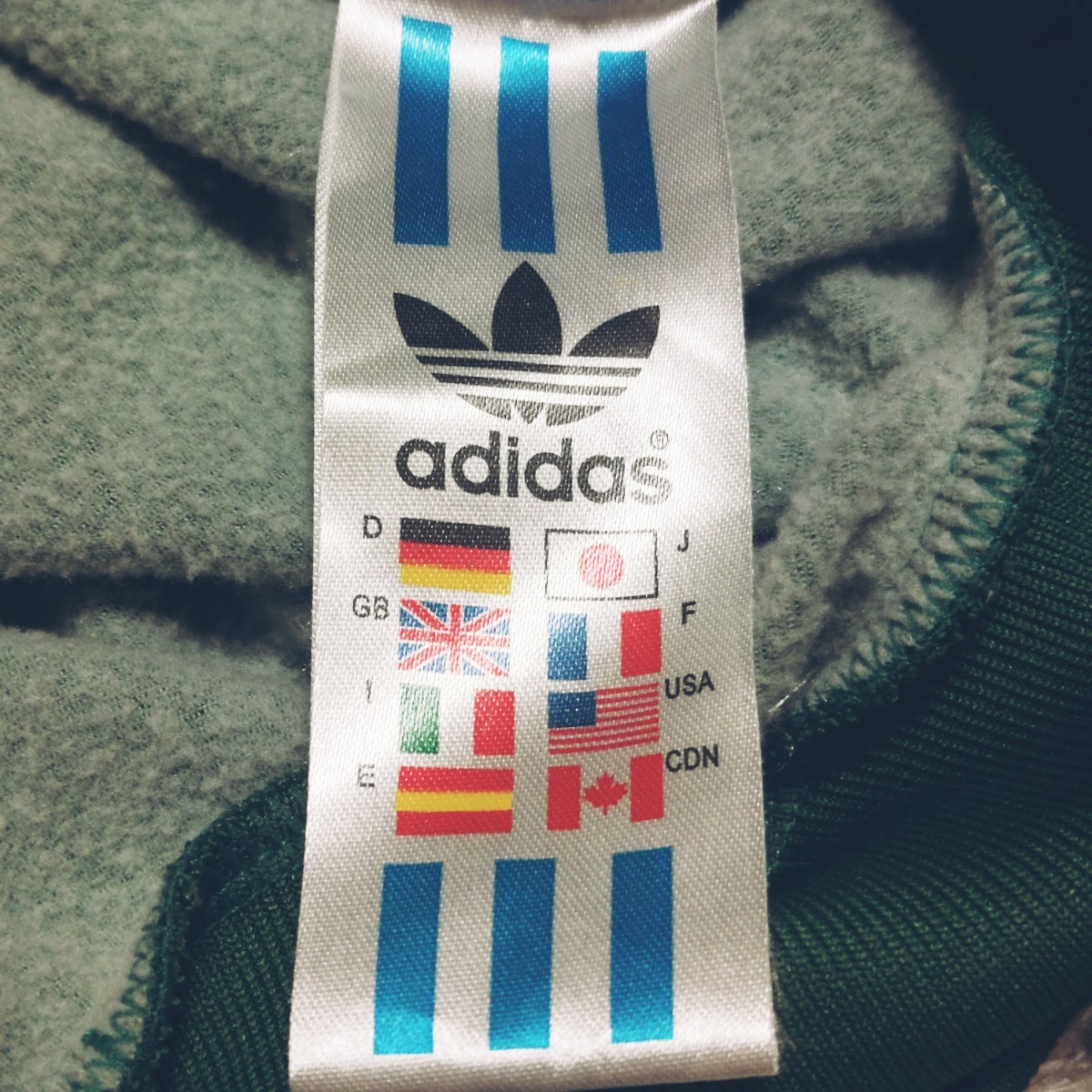 8-30 90's古着adidas ジャージ緑黄 トレフォイル 万国旗タグ 8-30 90's古着adidas ジャージ緑黄 トレフォイル 万国旗タグ