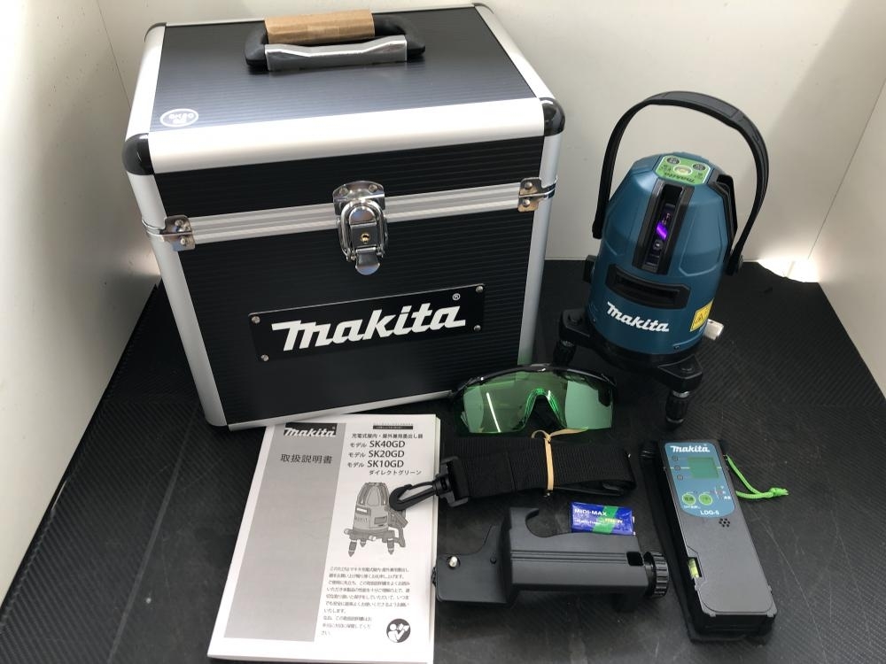 016□未使用品□マキタ makita 充電式屋内・屋外兼用墨出し器 SK20GD