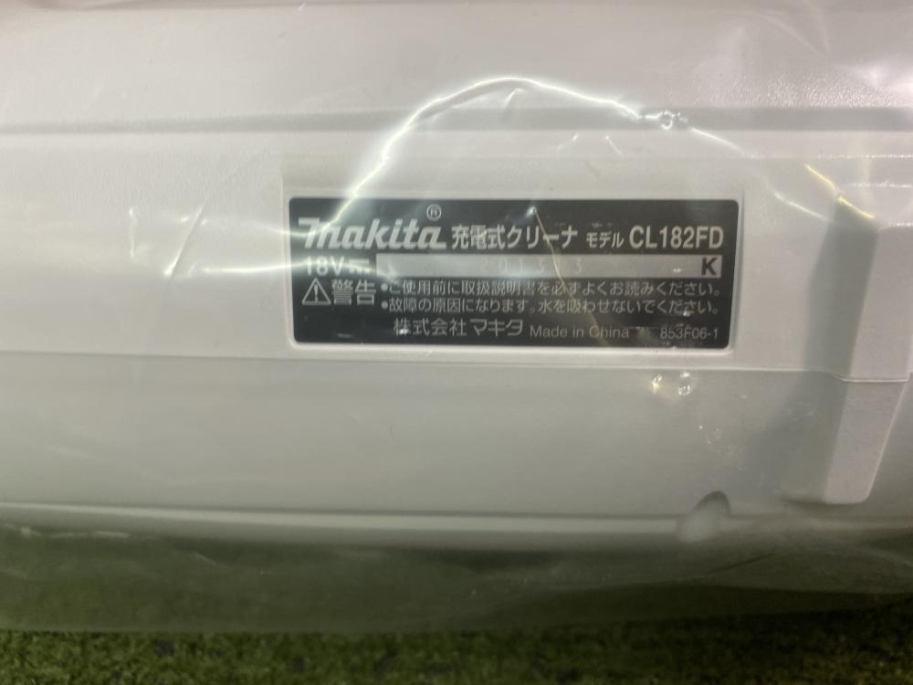 006□未使用品・即決価格□マキタ 充電式クリーナ CL182FDRFW