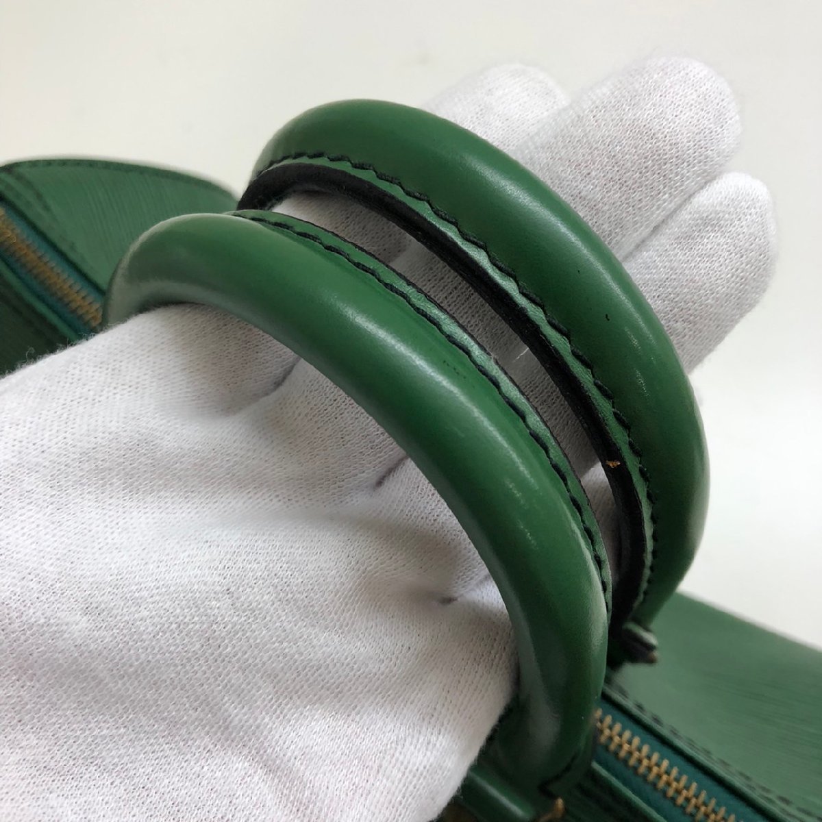 LOUIS VUITTON ルイヴィトン エピ スピーディ25 ハンドバッグ ボルネオ
