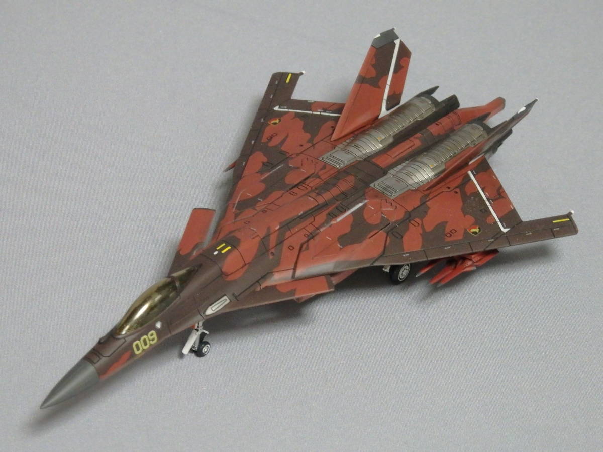 1/144 CFA-44 エースコンバット Skin#07 シュトリゴンスキン 塗装済