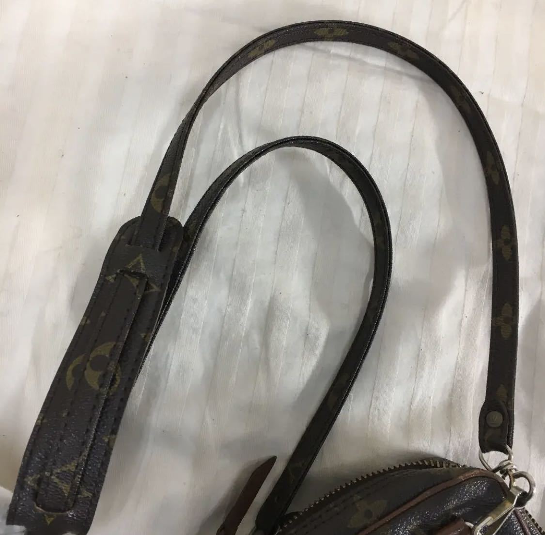 LOUIS VUITTON ルイヴィトン 初期 旧型ダヌーブ モノグラム ショルダー