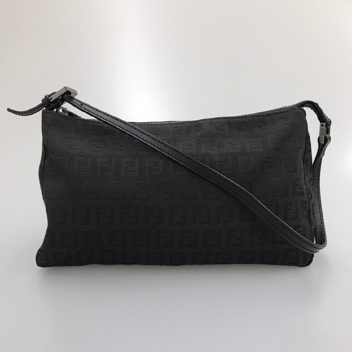 フェンディ FENDI ハンドバッグ ズッキーノ柄 アクセサリーポーチ