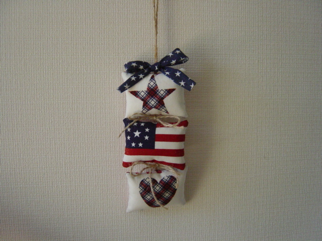 E カントリー雑貨☆ハンドメイド☆アメリカン オーナメント カントリー雑貨 ミニハート ハンドメイドカントリー雑貨*イン壁掛け小物