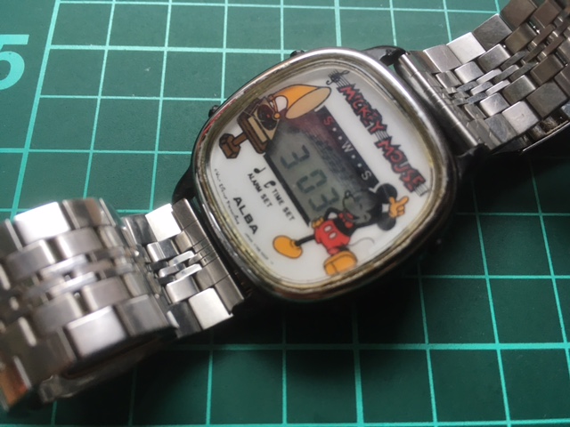 希少 レア ヴィンテージ デジタル DISNEY ディズニー SEIKO セイコー ALBA アルバ ミッキーマウス SEIKOブレス Y758-5000 クオーツ 腕時計_画像3