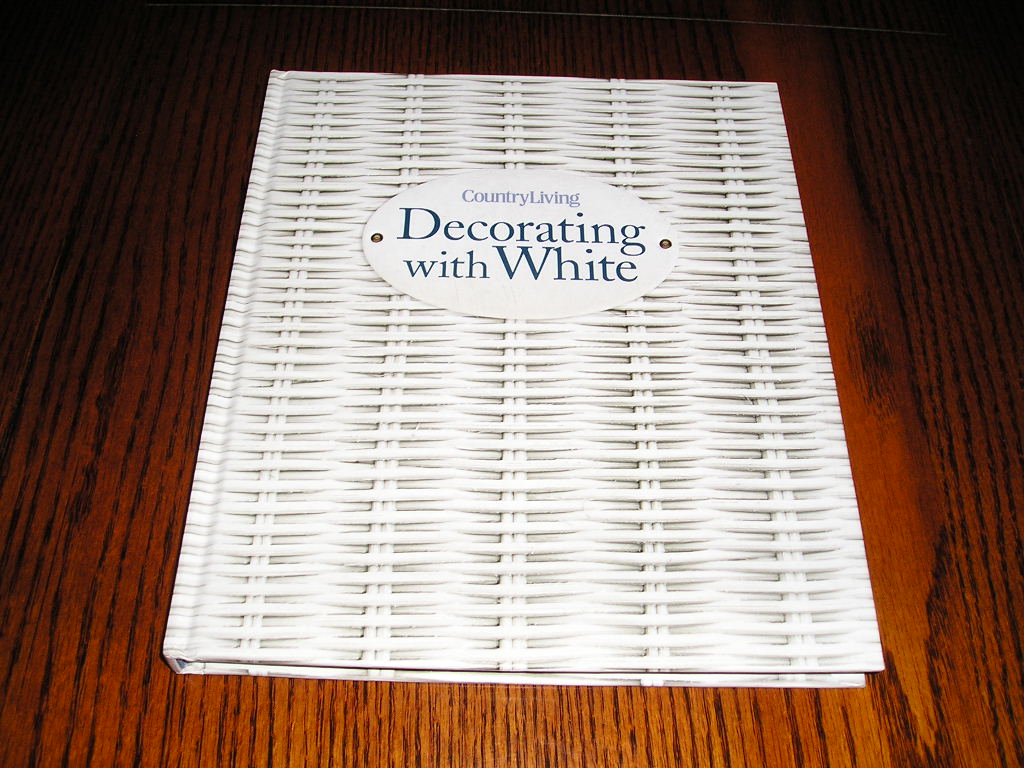 洋書・カントリーハウスの洗練された白いインテリアデザイン集・Country Living・Decorating with White _画像1