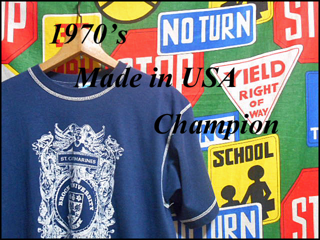 ★珍品パターンの1枚★Made in USA製アメリカ製ChampionチャンピオンビンテージカレッジプリントTシャツ70s70年代バータグ紺色ネイビーXL