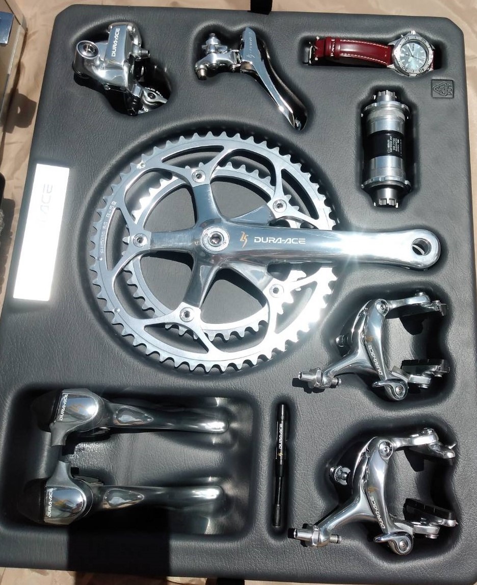 ☆値下げしました。希少・新品・未使用SHIMANO デュラエース7700 ☆値下げしました。希少・新品・未使用SHIMANO デュラエース7700