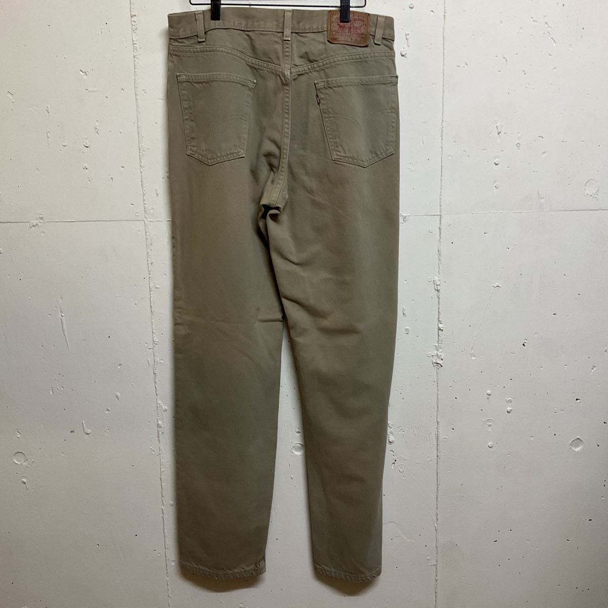 USA製 リーバイス Levi's 550 RELAXED FIT 36×34 カラーパンツ デニム 古着_画像2