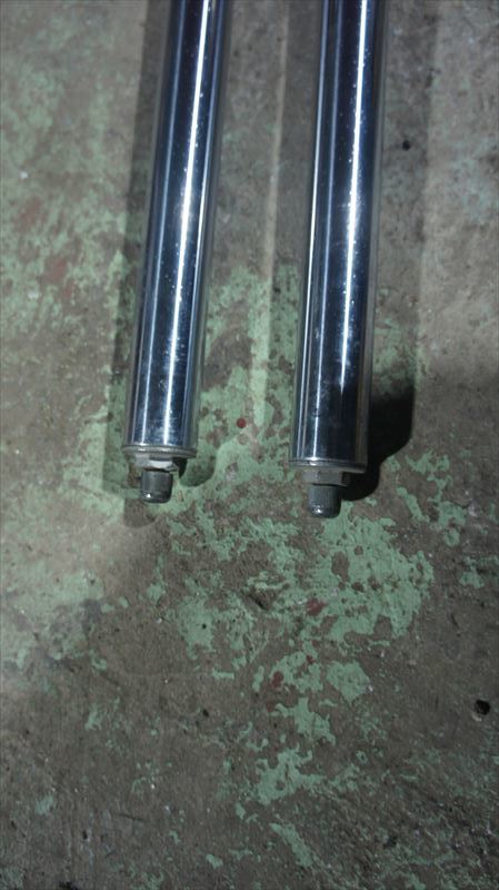 FZ400R 46X front fork point rust 