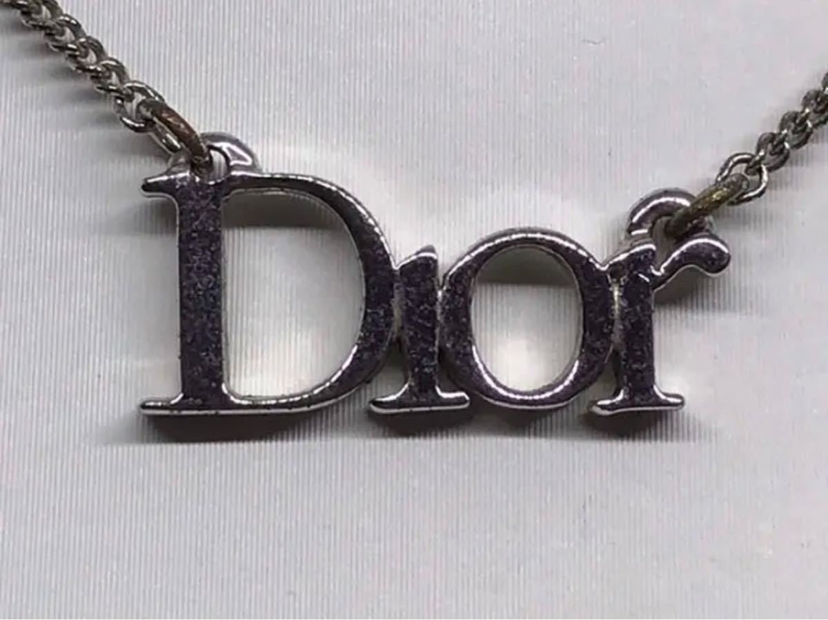 卸し売り購入 クリスチャンディオール Dior シルバーDiorロゴ 【CHANEL