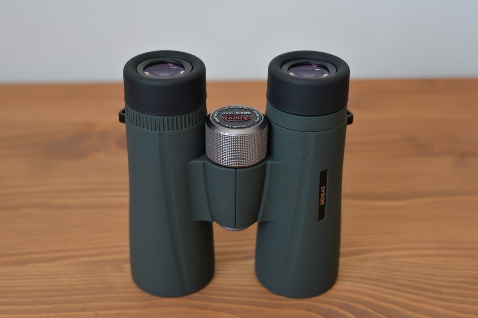 コーワ 双眼鏡 KOWA BDII 42-10XD 10×42 【ほぼ新品】_画像2