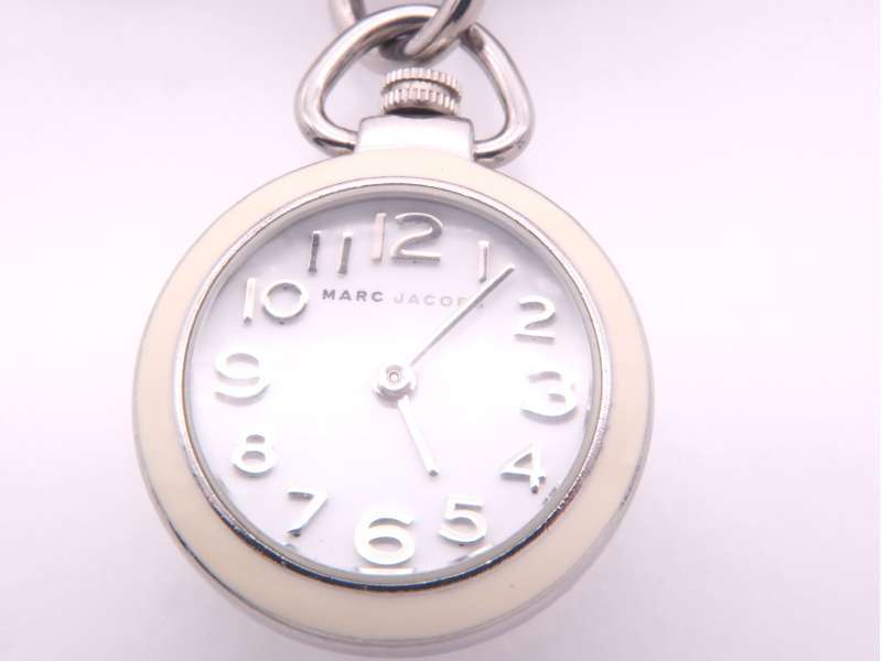  Mark by Mark Jacobs alphabet charm breath wristwatch quarts lady's watch 