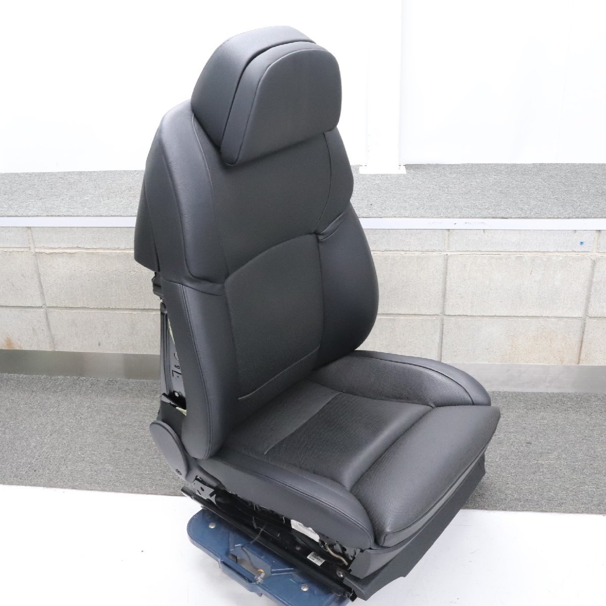 [B-18]BMW F01 750i 左フロントシート F02 KA44 中古_画像1