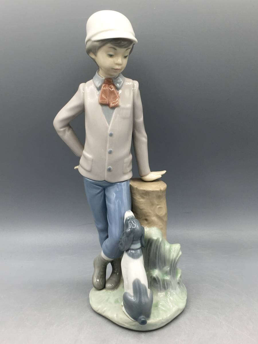 リヤドロ ナオ 男の子 犬 フィギュリン スペイン製 陶器 置物 陶磁器 陶磁器人形