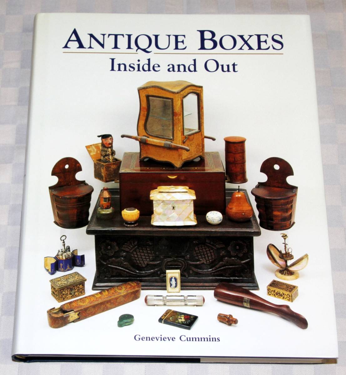 洋書　Antique Boxes: Inside And Out　アンティークの箱物: 内装と外装　2012年　特大型　中古本　骨董　ヴィンテージ