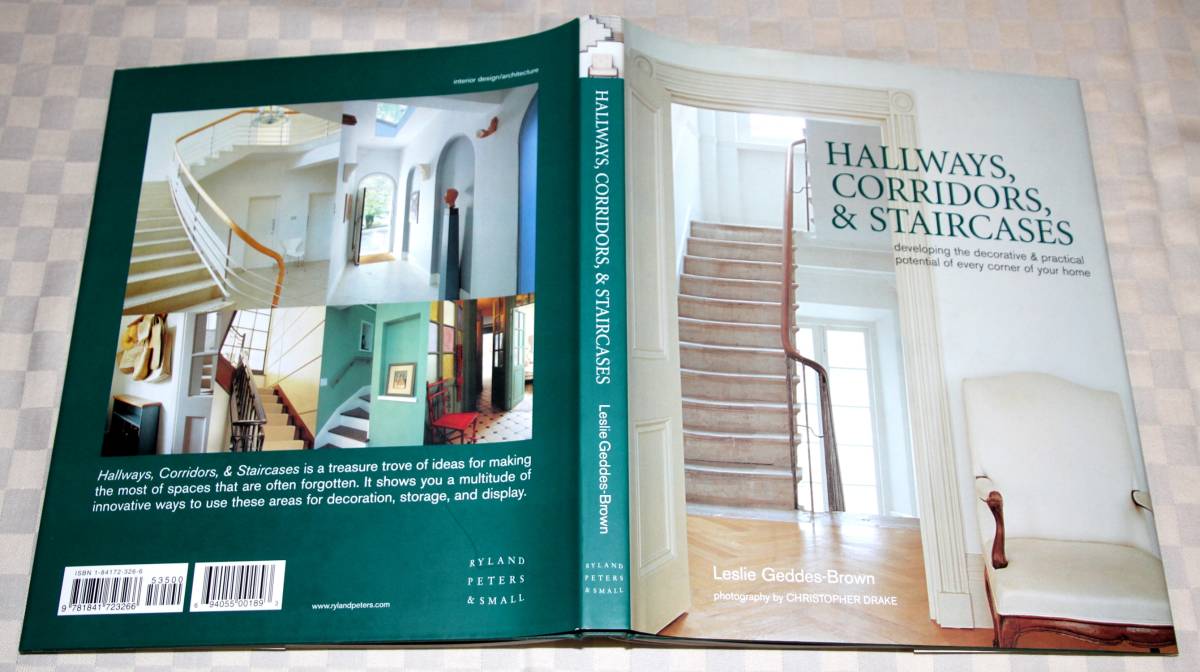 洋書　Hallways, Corridors & Staircases: Decoration, Storage and Display 　廊下、回廊、階段 　2002年 　大型　 中古本　_画像2