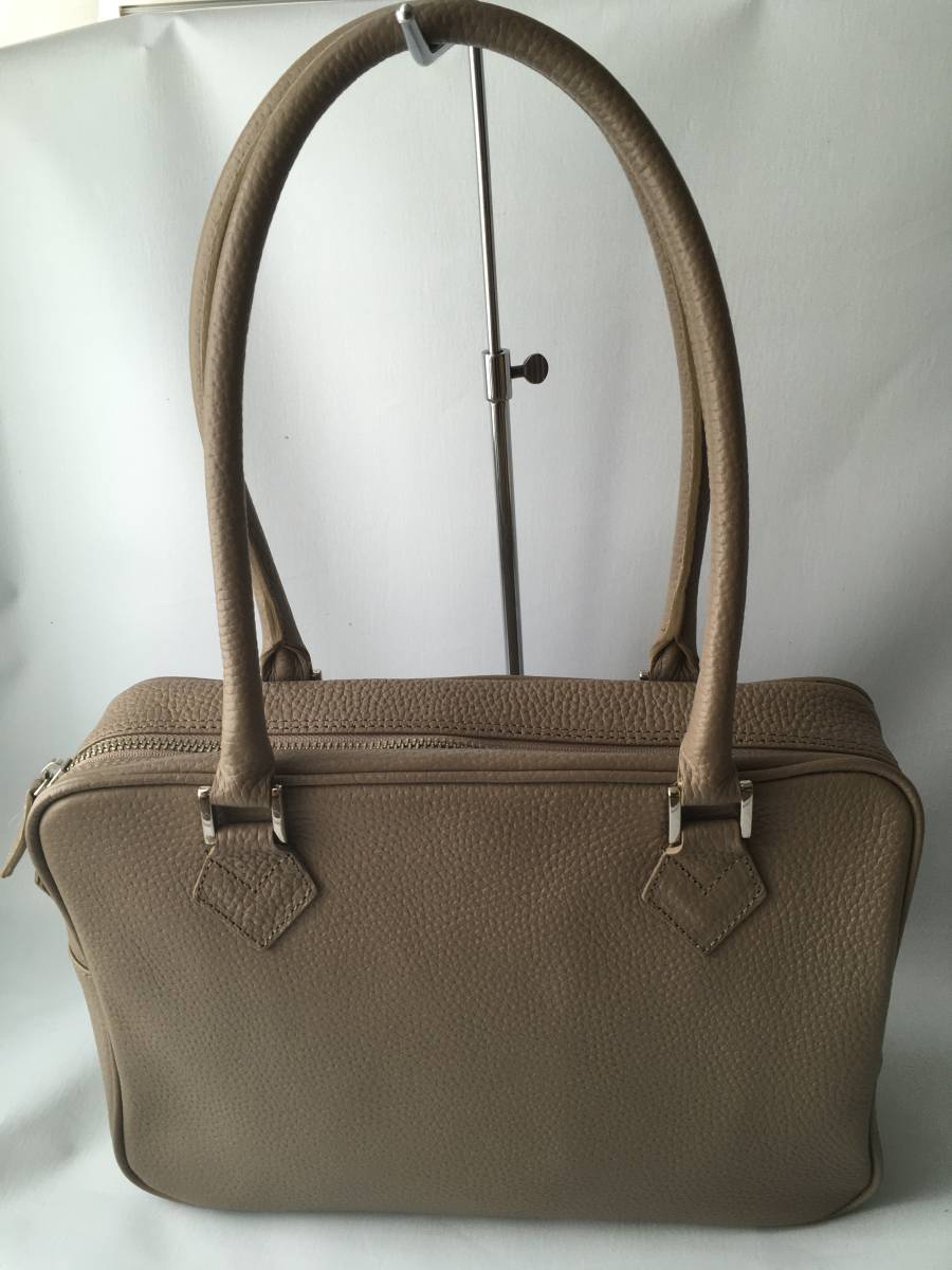 美品 BARNEYS NEWYORK(バーニーズニューヨーク) レザー バッグ www