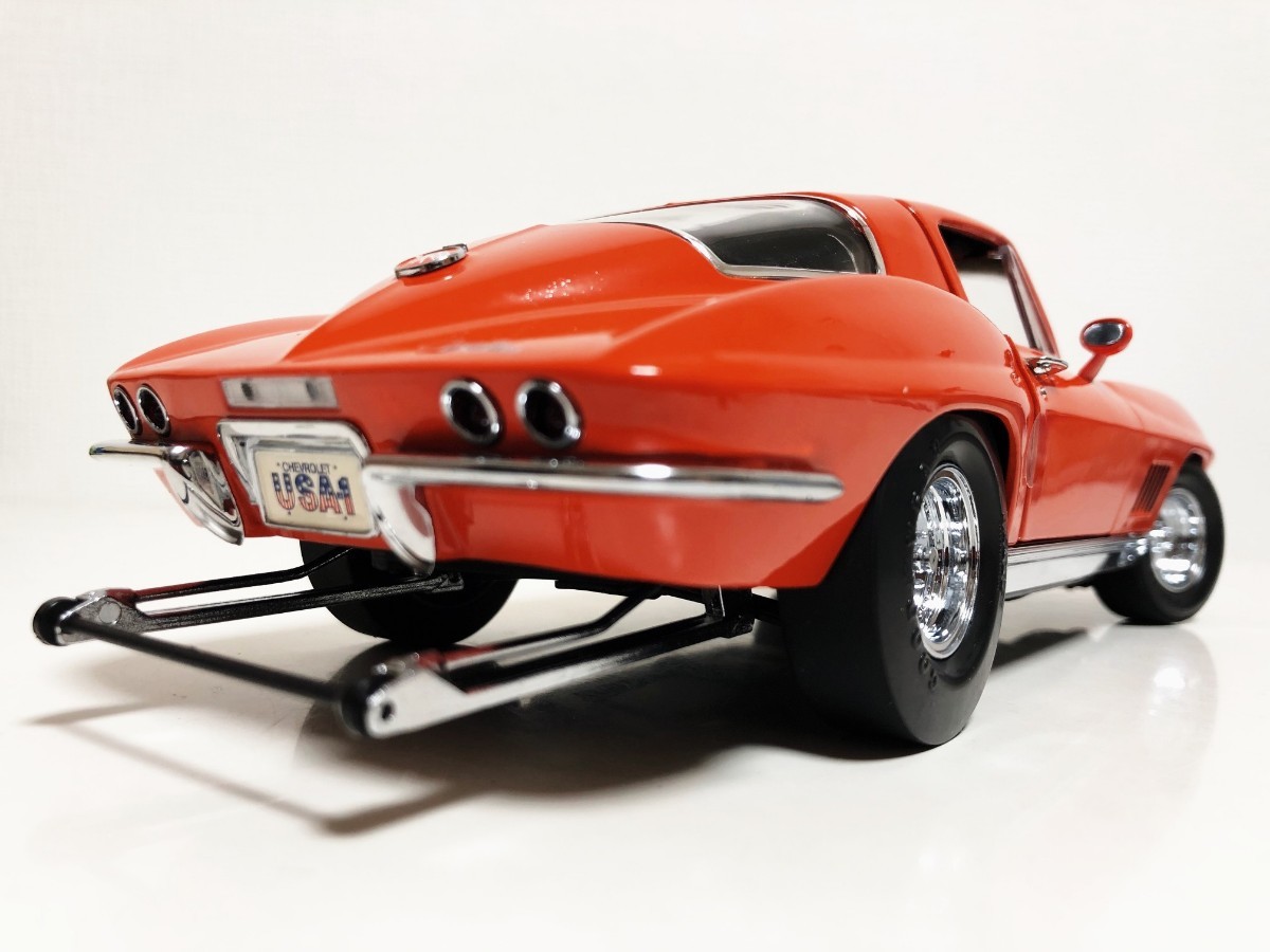 Exotoエグゾト/'67 Chevyシボレー Corvetteコルベット StingRayスティングレイ オレンジ 1/18