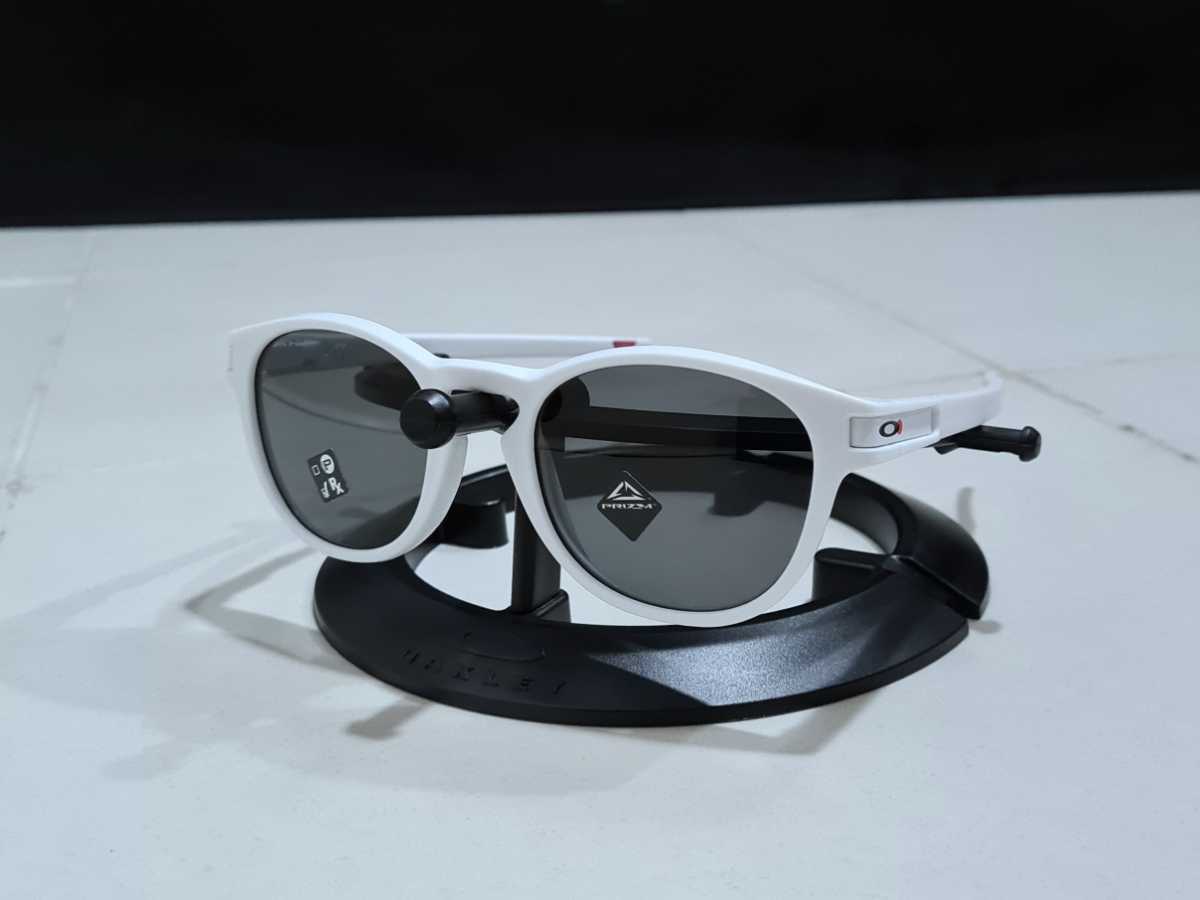 新品 渋谷限定モデル OAKLEY LATCH オークリー ラッチ ASIA FIT 新品 渋谷限定モデル OAKLEY LATCH オークリー ラッチ ASIA FIT