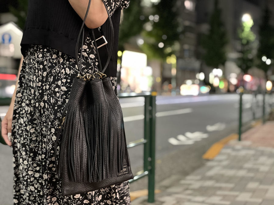 ポーター　5525 gallery　ギャラリー　FRINGE POUCH　ポーチ　牛革　本革　レザー　フリンジ　バッグ　タンカー　ハンド　ほぼ新品_画像1