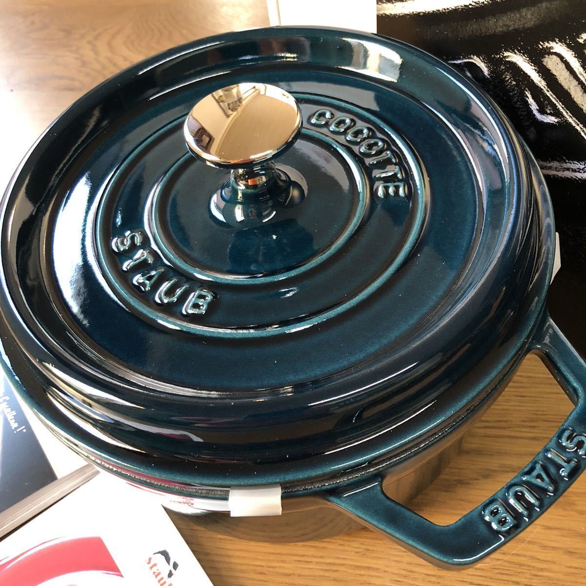 新品ラスト1点 Staub ストウブ ラメール20cm ピコココットラウンド