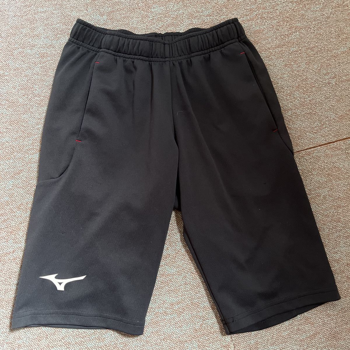 【完売品】ミズノ/モレリア ウェア/上下セット/サッカー/フットサル/MIZUNO/メンズSサイズ/シンプルデザイン/ハーフパンツ 半袖Tシャツ_画像4