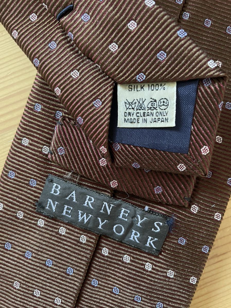 【美品】バーニーズニューヨーク　日本製ブラウン小紋柄ネクタイ　大剣約9cm BARNEYS NEWYORK_画像2