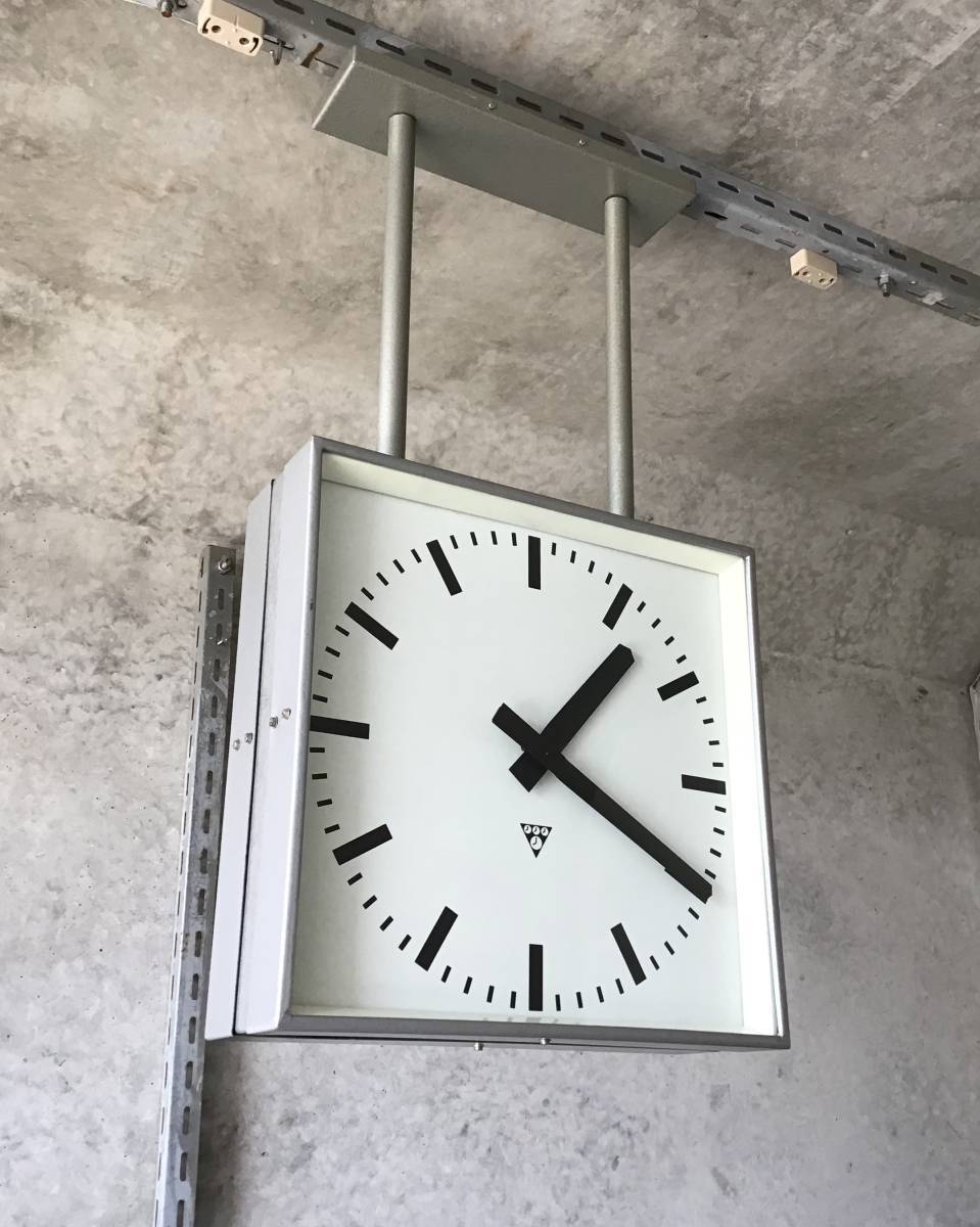 超希少!PRAGOTRON double sided square clock 44×44cm パラゴトロン