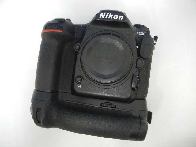 10635 Nikon ニコン デジタル一眼レフカメラ D500 ボディ_画像1