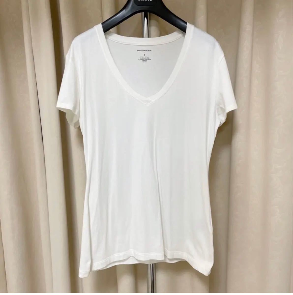新品BANANAREPUBLICバナナリパブリックVネック白Tシャツ半袖　ホワイト　Sサイズ　レディーストップス　春夏ファッション