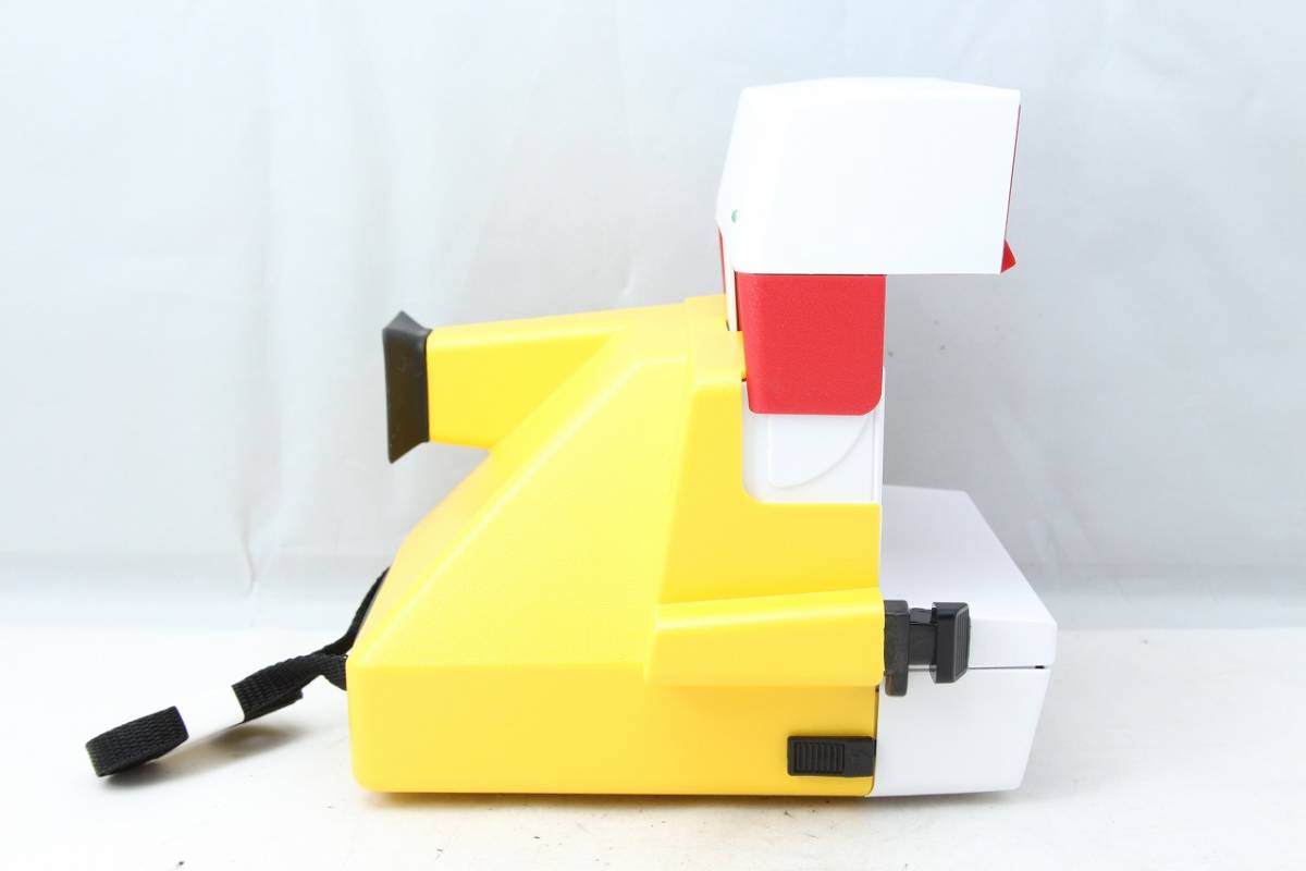新品未使用品☆Polaroid Limited Edition Mickey Cam Vintage 600