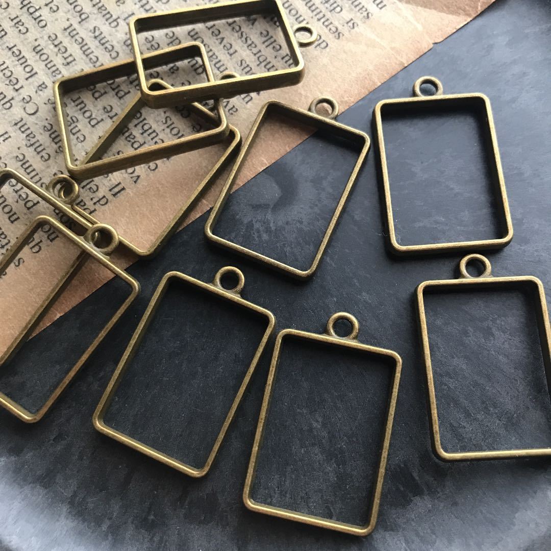  square frame pendant charm 10 piece antique Gold resin handmade hand made antique manner frame length angle * setting pcs *