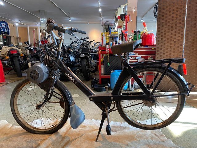 □MOTOBECANE VELO SOLEX 3800 モトべカン ヴェロソレックス3800 50cc ブラック パーツ取り 部品取り車 ベース車 バイク 札幌発★_画像2