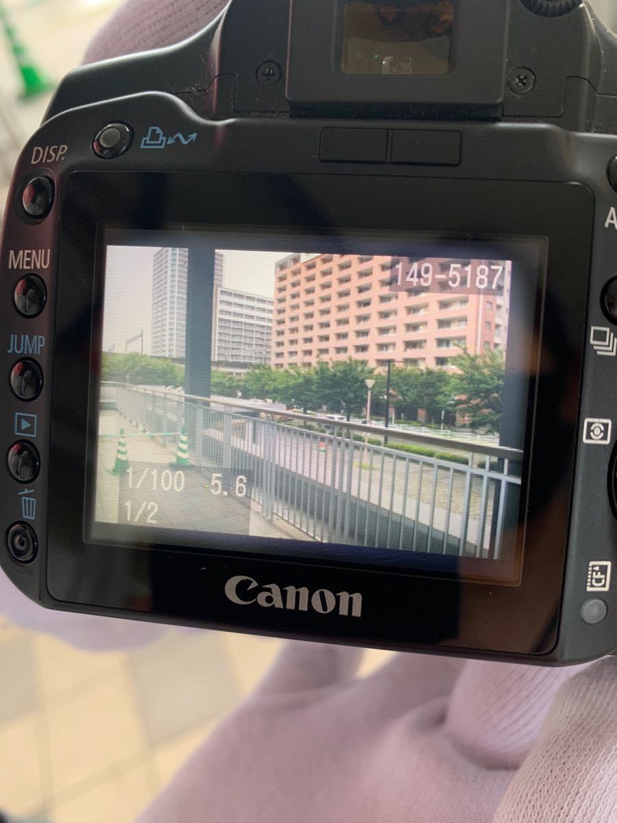 Canon  一眼レフカメラ  ＦCカードはつきません。