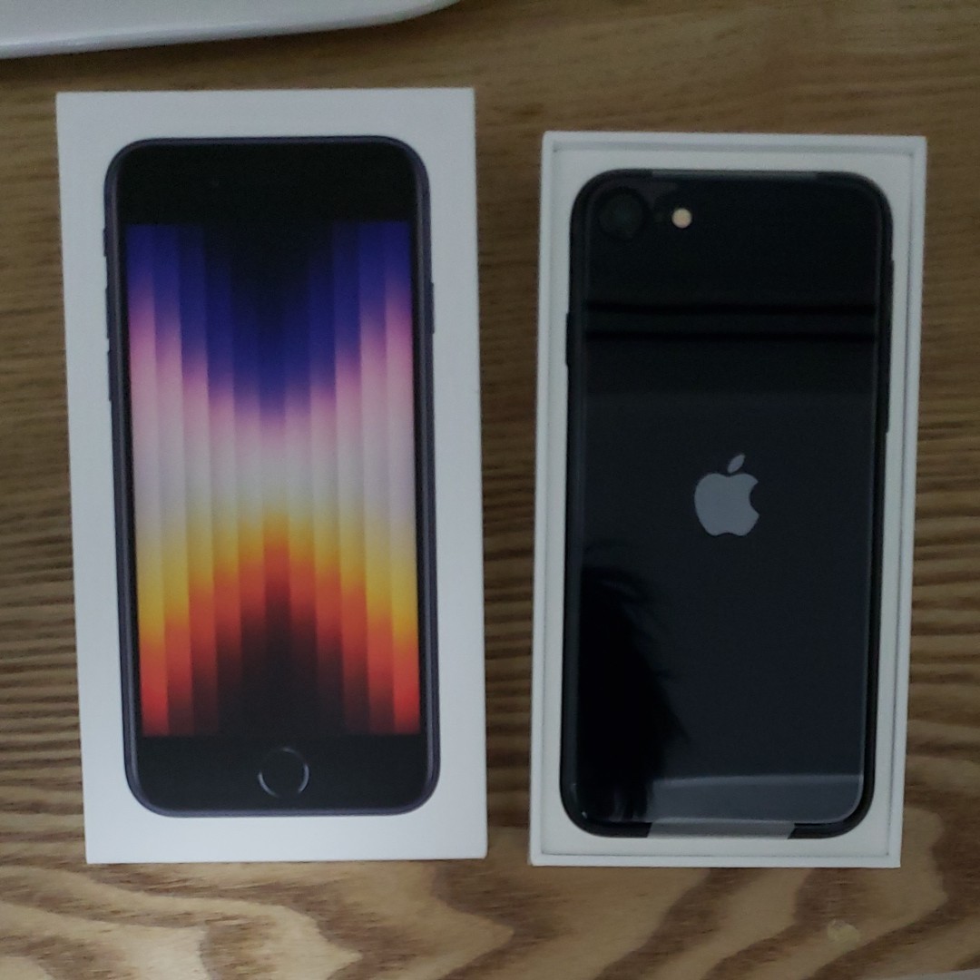 iPhone SE 第3世代 64GB ミッドナイトブラックSIMフリー 販売販売店舗 Apple ミッドナイト ブラック 64GB SE iPhone スマートフォン本体