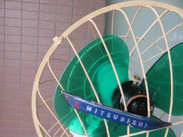 FK-2195　ラージ便　昭和レトロ　大型スタンドファン　三菱扇風機MITSUBISHI　鉄製スタンド 重厚　動作品　三枚羽 031021_画像5
