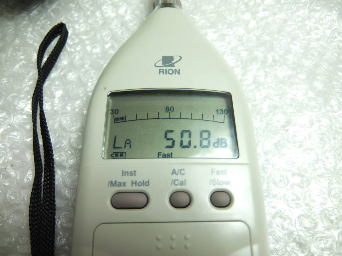 RION 普通騒音計 NA-26 ケース付 検定 平成35年 リオン 乾電池式 RION 普通騒音計 NA-26 ケース付 検定 平成35年 リオン 乾電池式
