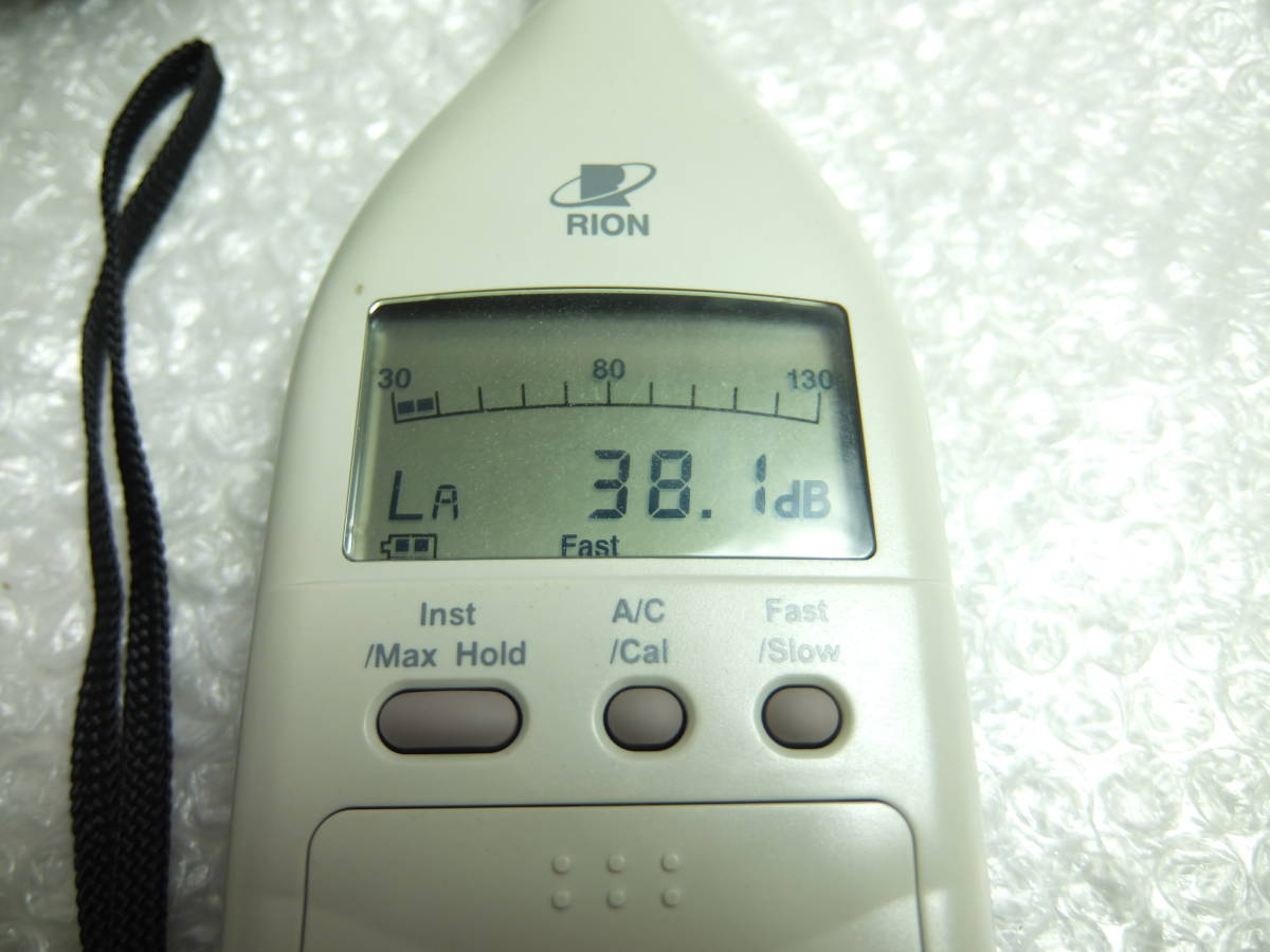 RION 普通騒音計 NA-26 ケース付 検定 平成35年 リオン 乾電池式 RION 普通騒音計 NA-26 ケース付 検定 平成35年 リオン 乾電池式