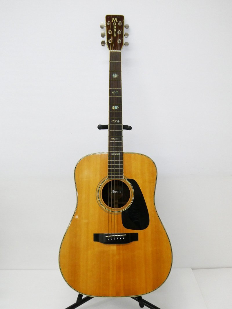 ◆ Morris MD-525 モーリス ギター アコースティックギター ハードケース付き 弦楽器 アコギ 縦ロゴ ビンテージ!_画像2