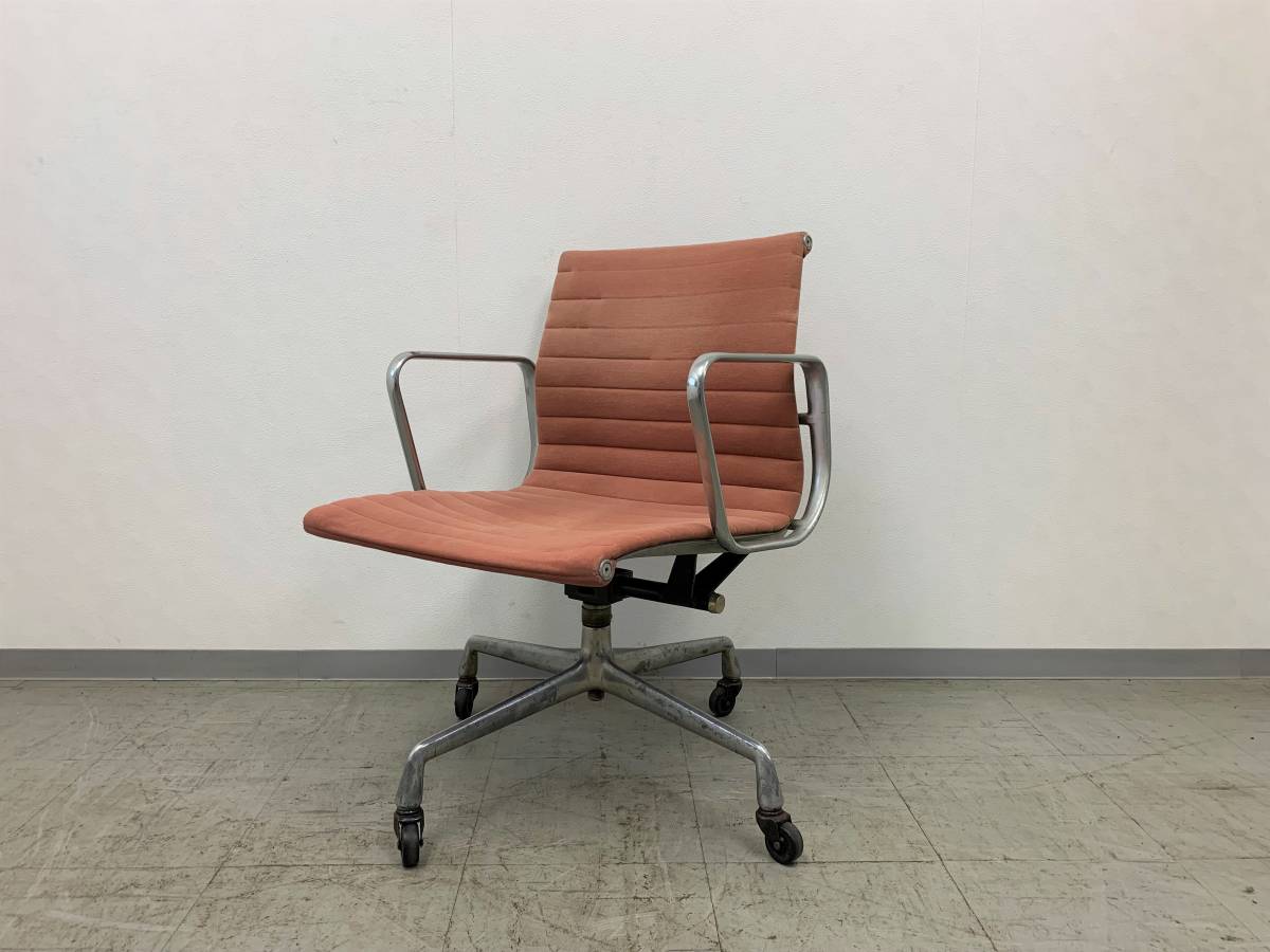 R08724XY HERMAN MILLER ハーマンミラー アルミナムグループ