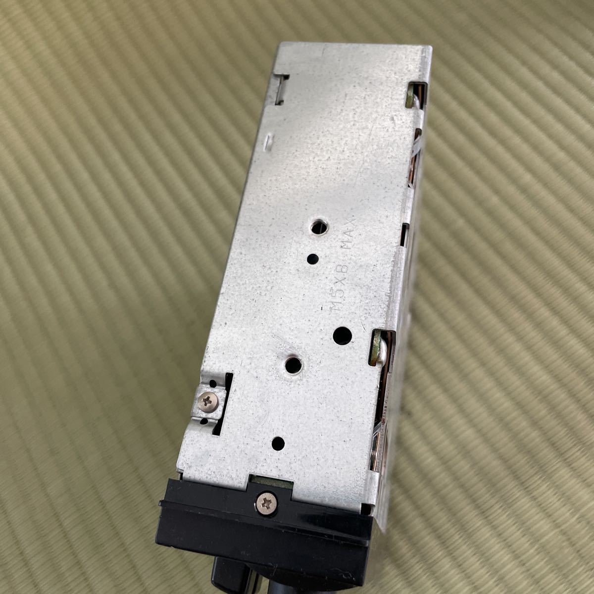 ジャンク品　DAIHATSU CASSTTED RECEIVER ダイハツ純正 カセットデッキ_画像4