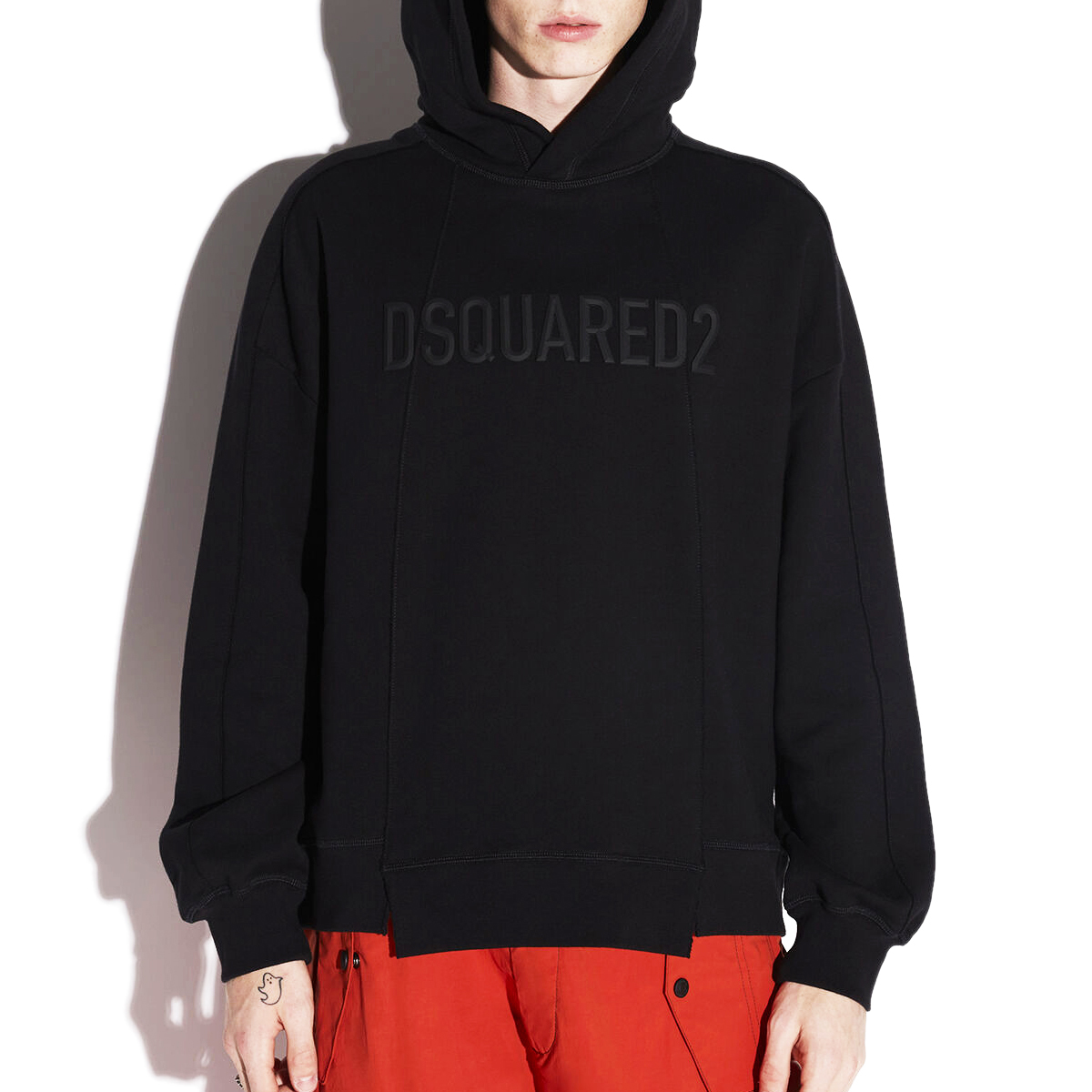 送料無料 DSQUARED2 ディースクエアード S74GU0553 S25516 ブラック