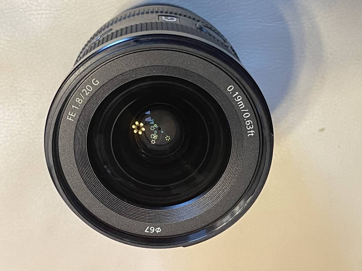 美品！単焦点レンズ　SONY FE 20mm F1.8 G SEL20F18G フルサイズ対応 ソニーEマウント_画像1