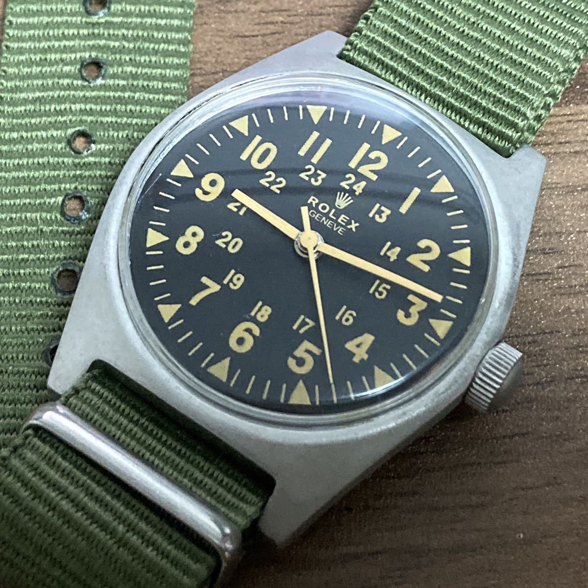 ロレックス ROLEX ミリタリー 手巻腕時計 イギリス軍 アンティーク ロレックス ROLEX ミリタリー 手巻腕時計 イギリス軍 アンティーク