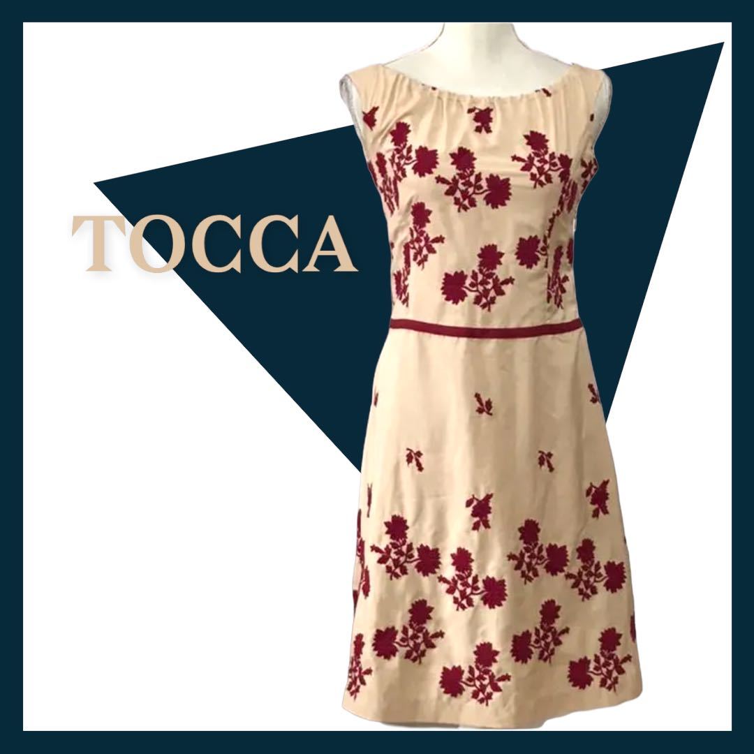 美品トッカ、赤い刺繍花柄薄手のワンピース、サイズ0、S、7号。TOCCA